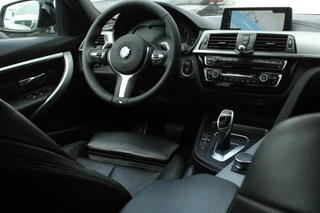 BMW 3 Serie BMW 3-serie Touring 330i xDrive M Sport Headup Pano Memory - afbeelding nr 34