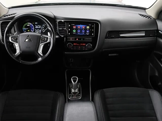 Mitsubishi Outlander Mitsubishi Outlander 2.4 PHEV Pure | Carplay | Trekhaak |  Leder/Alcantara | Keyless | Camera | Climate control | Cruise control - afbeelding nr 7