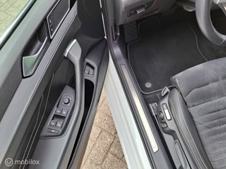 Volkswagen Passat Volkswagen Passat Variant 1.4 TSI PHEV GTE|Pano|Trekhaak|Leder - afbeelding nr 14