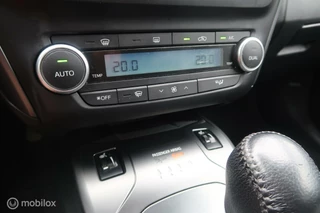 Toyota Avensis Toyota Avensis1.8 VVT-i Executive Business AUTOMAAT,TREKHAAK - afbeelding nr 21