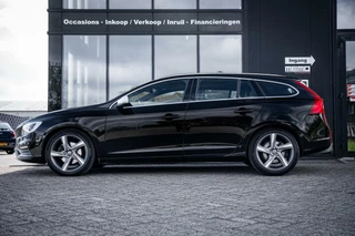 Volvo V60 Volvo V60 1.5 T3 Nordic+*AUTOMAAT*NAVI*R-DESIGN*NAP*TREKHAAK - afbeelding nr 4