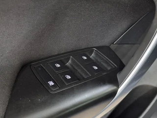 Opel Insignia Opel Insignia Sports Tourer 1.6 T Business+ 170 pk | Navi | Android Apple Carplay | Trehaak | - afbeelding nr 9