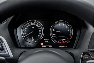 BMW 1 Serie BMW 1 Serie M140i Shadow Schuifdak H/K Stuurverw Camera CarPlay Leer - afbeelding nr 21