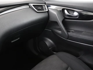 Nissan QASHQAI Nissan Qashqai 1.2 Acenta | Stoelverwarming | Trekhaak | Camera |  Navigatie | Climate control | Cruise control | Bluetooth - afbeelding nr 22