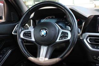 BMW 3 Serie BMW 3 Serie Touring 320i High Executive M Pakket | Pano | Laser | Leder - afbeelding nr 18