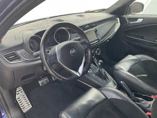 Alfa Romeo Giulietta Alfa Romeo Giulietta 1.750 Turbo 241pk Veloce Automaat Carplay Sport-Stoelen Nav/Cruise Voll.Onderhouden! - afbeelding nr 3
