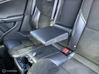 Volvo V40 Volvo V40 2.0 D4 R-Design Business Xenon Lichteschade! - afbeelding nr 18