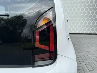 Volkswagen up! Volkswagen Up! 1.0 BMT move up! Camera PDC Stoelverwarming - afbeelding nr 30