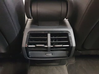 Audi Q3 Audi Q3 35 TFSI 150pk Advanced S-Tronic Wegklapbare trekhaak, App connect - afbeelding nr 29