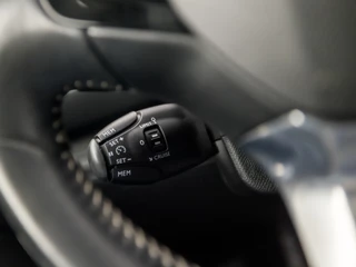 Peugeot 308 Peugeot 308 1.2 PureTech Sport (PANORAMADAK, APPLE CARPLAY, GROOT NAVI, LEDEREN SPORTSTOELEN, STOELVERWARMING, 360 CAMERA, GETINT GLAS, CRUISE, NIEUWSTAAT) - afbeelding nr 22