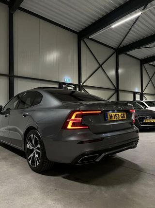 Volvo S60 Volvo S60 2.0 T8 AWD Twin Engine R-Design Pano Head-up NAP - afbeelding nr 16