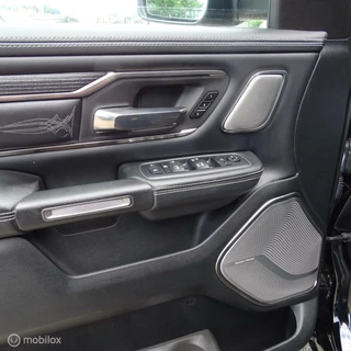 Dodge Ram 1500 Dodge Ram 1500 4X4 5.7 V8 4x4 Crew Cab Limited 4PLAY 22 inch - afbeelding nr 18
