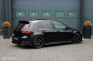 Volkswagen Golf Volkswagen Golf 2.0 TSI R 4Motion | Pano | Carbon | DSG | Stoelverwarming - afbeelding nr 8