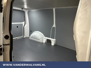 Volkswagen Transporter Volkswagen Transporter 2.0 TDI 150 pk L2H1 Euro6 # Airco | Trekhaak | Cruisecontrol | Apple Carplay | PDC Parkeersensoren, Android Auto - afbeelding nr 10