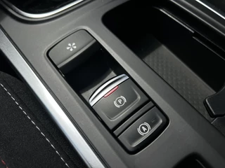 Renault Megane E-Tech Renault Megane E-Tech Estate 1.6 Plug-In Hybrid 160 R.S. Line - afbeelding nr 34