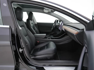 Tesla Model 3 Tesla Model 3 Long Range AWD 75 kWh [ 3-Fase ] (INCL-BTW) Aut. *PANO | AUTO-PILOT | LUXURY-LEATHER | KEYLESS | FULL-LED | MEMORY-PACK | SURROUND-VIEW | DAB | CARPLAY | DIGI-COCKPIT | LANE-ASSIST | COMFORT-SEATS | 19