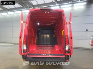 Iveco Daily Iveco Daily 35C21 210PK Automaat L2H2 2025model ACC CarPlay Camera L3H2 12m3 Airco - afbeelding nr 7