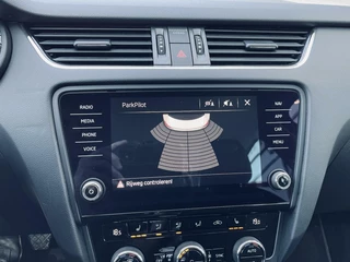 Škoda Octavia OCTAVIA 1.0 BUSINESS DSG | LEER | CARPLAY| TREKHAAK | STOELV. - afbeelding nr 17