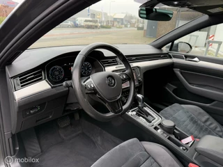Volkswagen Passat Volkswagen Passat Variant 1.4 TSI GTE Highline PANORAMADAK - afbeelding nr 10