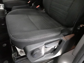 Ford Transit Custom Ford Transit Custom 300 2.0 TDCI L2H1 Limited Dubbele cabine Navigatie Airco 2x Schuifdeuren Trekhaak Parkeersenoren Carplay Trekhaak - afbeelding nr 20