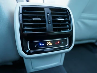 Volkswagen Passat Volkswagen Passat Variant 1.4 TSI PHEV 218pk GTE Highline | Leder | Panoramadak | 360 Camera | Virtual cockpit - afbeelding nr 30