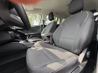 Ford Focus Ford Focus Wagon 1.0 EcoBoost Titanium Wagon | Winter Pack | Adaptive cruise control | Camera | Navigatie | 17 inch | Reservewiel - afbeelding nr 31