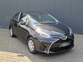 Toyota Yaris Toyota Yaris 1.0 VVT-i Style / CAMERA / NAVI / ALLSEASON - afbeelding nr 8