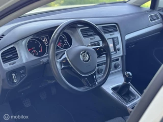 Volkswagen Golf Volkswagen Golf 1.6 TDI Connected Series - afbeelding nr 18