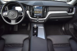 Volvo XC60 Volvo XC60 T8 455Pk AWD Ultra Dark | Luchtvering | Trekhaak | 21'' | 360 ca - afbeelding nr 4