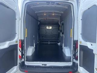 Ford Transit Ford Transit 350 2.0 TDCI L3H2 Trend AIRCO / CRUISE CONTROLE / EURO 6 / TREKHAAK - afbeelding nr 12