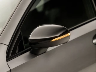 Mercedes-Benz A-Klasse Automaat (APPLE CARPLAY, GROOT NAVI, CAMERA, LEDER/ALCANTARA, DIAMOND GRILL, SPORTSTOELEN, STOELVERWARMING, GETINT GLAS, WIDESCREEN, NIEUWE APK, NIEUWSTAAT) - afbeelding nr 35