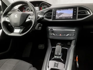 Peugeot 308 Automaat (PANORAMADAK, APPLE CARPLAY, GROOT NAVI, 360 CAMERA, LEDER, SPORTSTOELEN, TREKHAAK, GETINT GLAS, CRUISE, NIEUWE APK, NIEUWSTAAT) - afbeelding nr 7