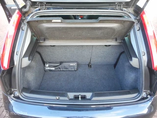 Fiat Punto Fiat Punto TwinAir Turbo 100 Lounge NAVI+RESERVEWIEL+METALLIC - afbeelding nr 8