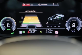 Audi A6 Audi A6 Avant 55 TFSI e Quattro S6 Look / Head Up / Memory / Leder / Elek Stoelen / Acc / F1 / Lane Assist / Open Pano / Pdc / 20 - afbeelding nr 25