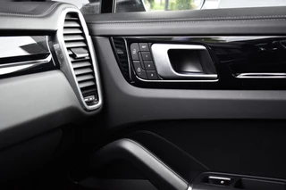 Porsche Cayenne Porsche Cayenne Coupé (8-7 beschikbaar) 3.0 E-Hybrid 462pk Sport Design | Panoramadak | 22'' Velgen | ACC | Head-Up | Bose | Sportchrono | Leder Dashbord | - afbeelding nr 33
