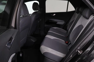 Volkswagen ID.3 Volkswagen ID.3 First Plus 58 kWh | Stoel & stuurverwarming |  Adaptive cruise | Matrix LED | Carplay | Keyless | Navigatie | Camera | Navigatie - afbeelding nr 6