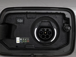 Citroën C5 Aircross Citroen C5 Aircross 1.6 Plug in Hybrid Business Plus |  Adaptive cruise | Carplay | Half leder | Keyless | Camera | Full LED | Dodehoek detectie | Navigatie - afbeelding nr 19