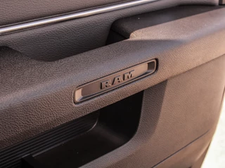 Dodge Ram 1500 | SCHUIF/KANTELDAK | NAVIGATIE | STOELVERWARMING | STUURVERWARMING | - afbeelding nr 99