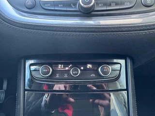 Opel Grandland X Opel Grandland X 1.2 Turbo Business Executive | Trekhaak | Navi | Cruise control | Camera | - afbeelding nr 25