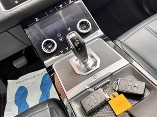 Land Rover Range Rover Evoque Land Rover Evoque P300e Hybride R-Dynamic S|PANO|CARPLAY - afbeelding nr 29