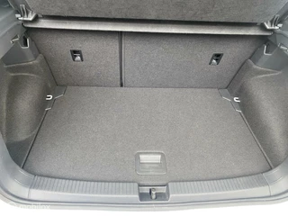 Volkswagen T-Cross Volkswagen T-Cross 1.0 TSI 115 R-Line DSG AUTOM/NAVI/VIRTUAL - afbeelding nr 16