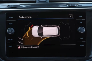 Volkswagen Tiguan Volkswagen Tiguan 1.4 TSI eHybrid Edition LED/Navi/Trekhaak wegkl./Virtual Cockpit/App-Connect/18