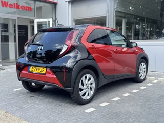 Toyota Aygo Navigatie, Voorstoelen verwarmd, camera , All-in Rijklaarprijs - afbeelding nr 30