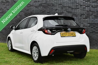 Toyota Yaris Toyota Yaris 1.5 Hybrid Business NAVI/KEYLESS/CAMERA/ETC.! - afbeelding nr 4