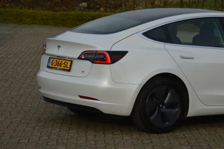 Tesla Model 3 Tesla Model 3 Standard RWD Plus 60 kWh 15.177 km! 1e eig. panoramadak - afbeelding nr 30