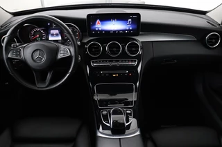 Mercedes-Benz C-Klasse Mercedes-Benz C-klasse 220 CDI AMG | Adaptive cruise | Leder |  Stoelverwarming | Camera | Full LED | Navigatie | Carplay | Park Assist - afbeelding nr 9
