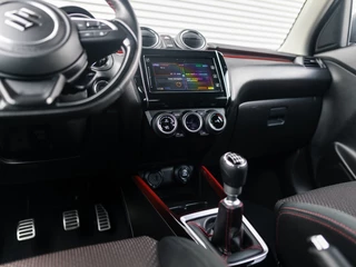 Suzuki Swift Suzuki Swift 1.4 Sport Navi Keyless CarPlay Stoelverwarming - afbeelding nr 29