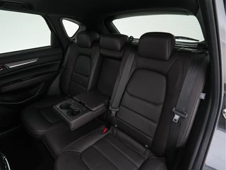 Mazda CX-5 Mazda CX-5 2.0 SkyActiv-G 165 Signature *PANO | LUXURY-LEATHER | BOSE-SOUNDSYSTEM | FULL-LED | ADAPTIVE-CRUISE | MEMORY-PACK |  HEAD-UP | KEYLESS | TOP-VIEW | BLINDSPOT | HEATED/COOLED-COMFORTSEATS | NAVI-FULLMAP | LANE-ASSIST |  . - afbeelding nr 27