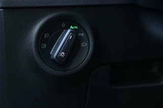 Škoda Karoq Skoda Karoq 1.5 TSI / 150 PK / DSG / Sportline / Black Edition / Virtual Cockpit / Camera / Cruise Control / Trekhaak / 19