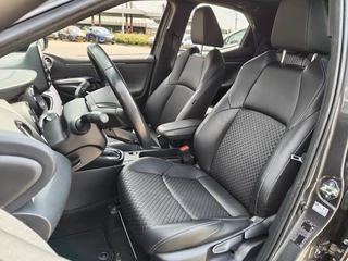 Toyota Yaris Toyota Yaris 1.5 Hybrid Executive | Navi | Parkeersensoren | Android Auto - afbeelding nr 27